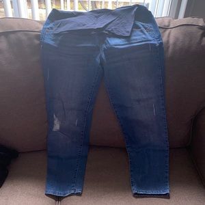 EUC A Glow Maternity Stretchy Jean Pants